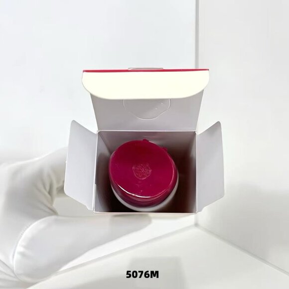 Shiseido Revitalizing Cleansing Balm - Picture 4 of 5